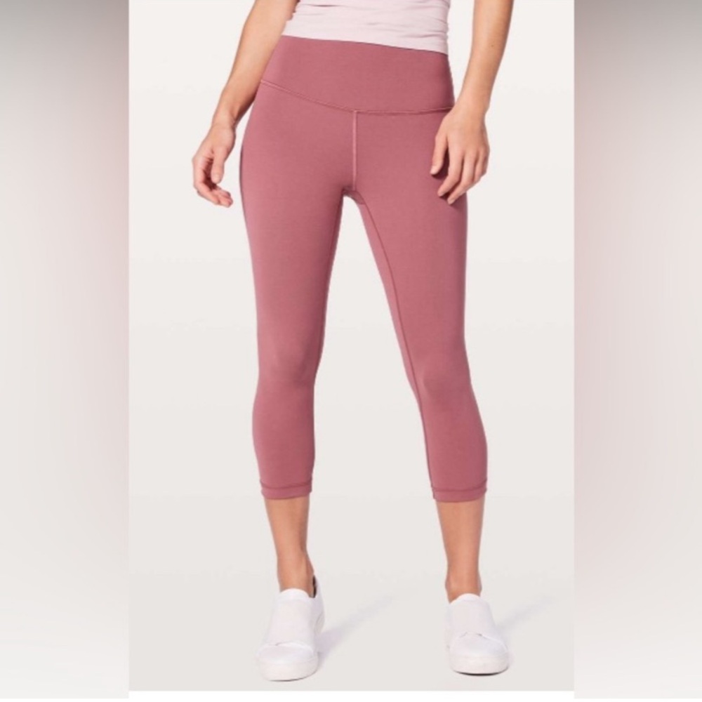 Lululemon Wunder Under crop leggings 21” size 6